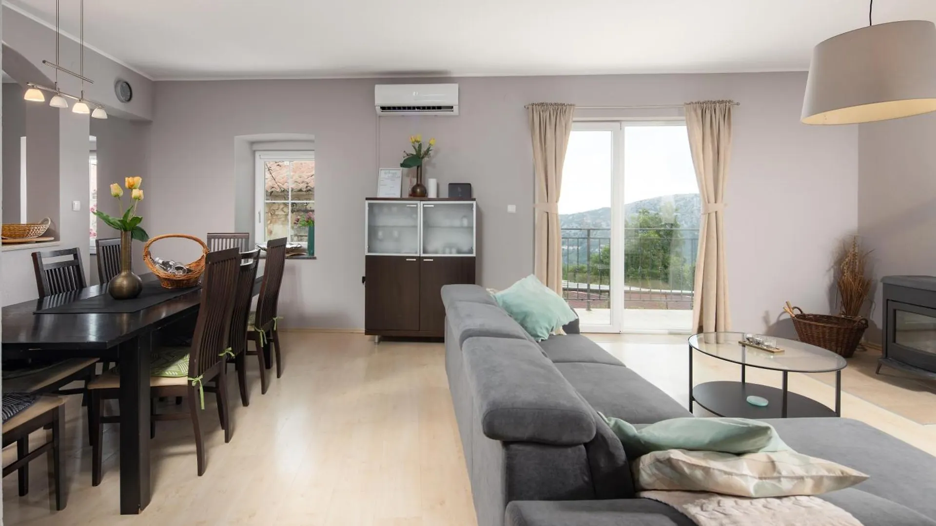 Apartment Villa Anna With Private Pool And Garden - Happy Rentals Kricina