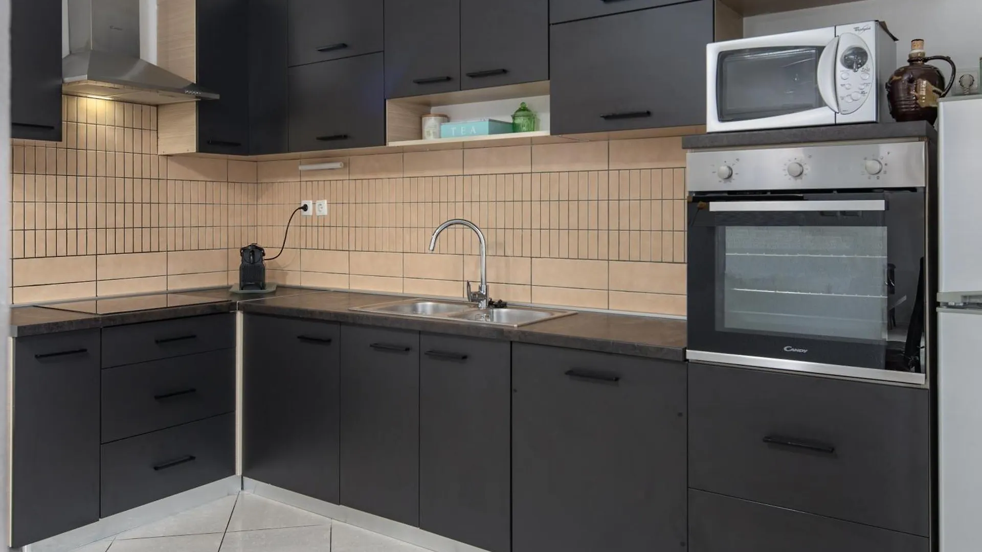Apartment Villa Anna With Private Pool And Garden - Happy Rentals Kricina